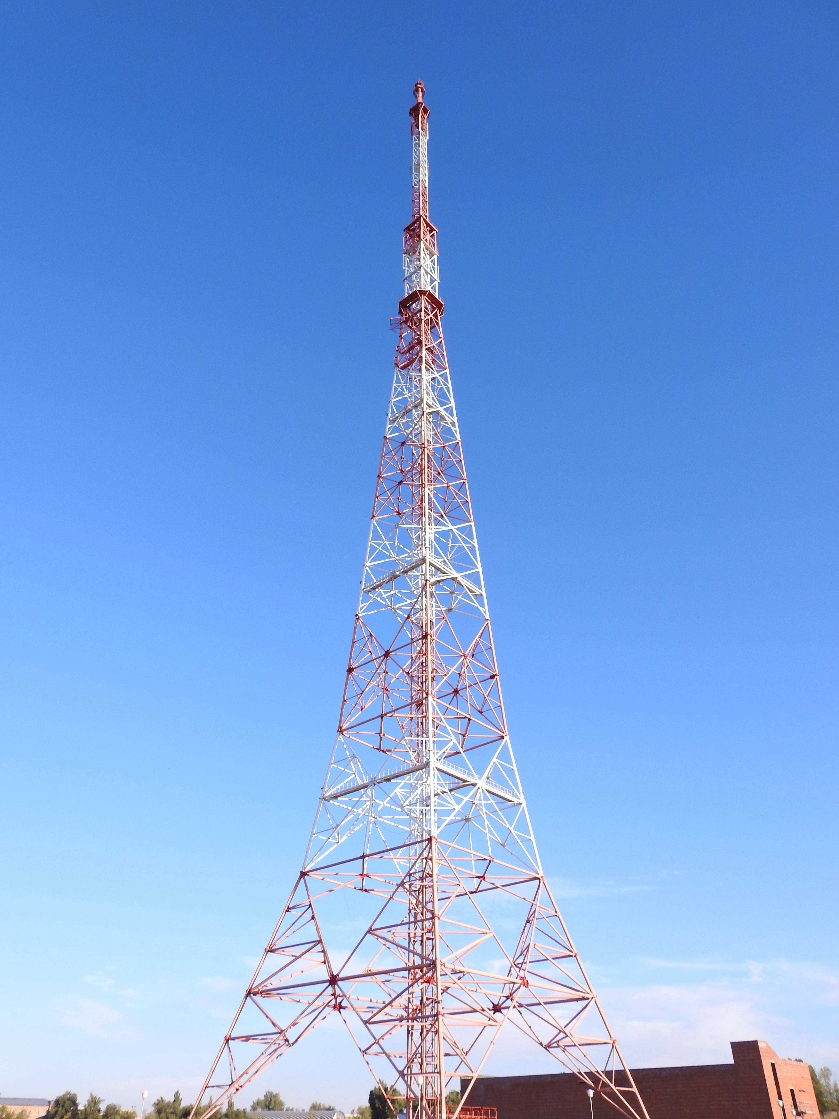 Выполнены работы по мониторингу технического состояния башни высотой 256 м в Волгограде